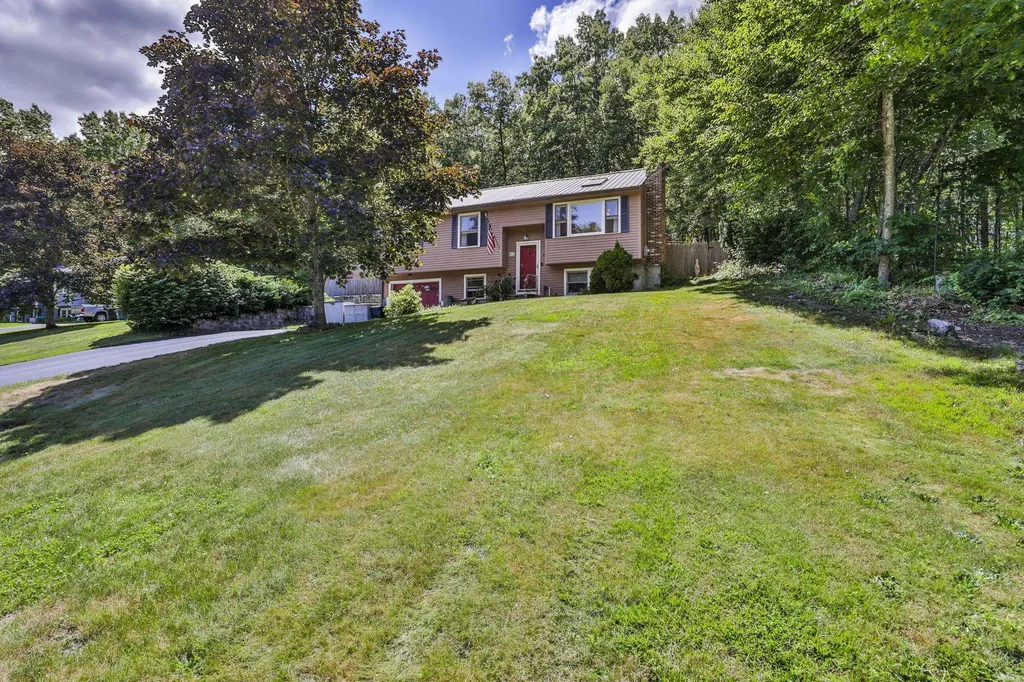 49 Fairway Drive Merrimack, NH Real Estate Property MLS 5002673