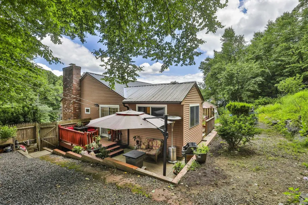 49 Fairway Drive Merrimack NH 03054