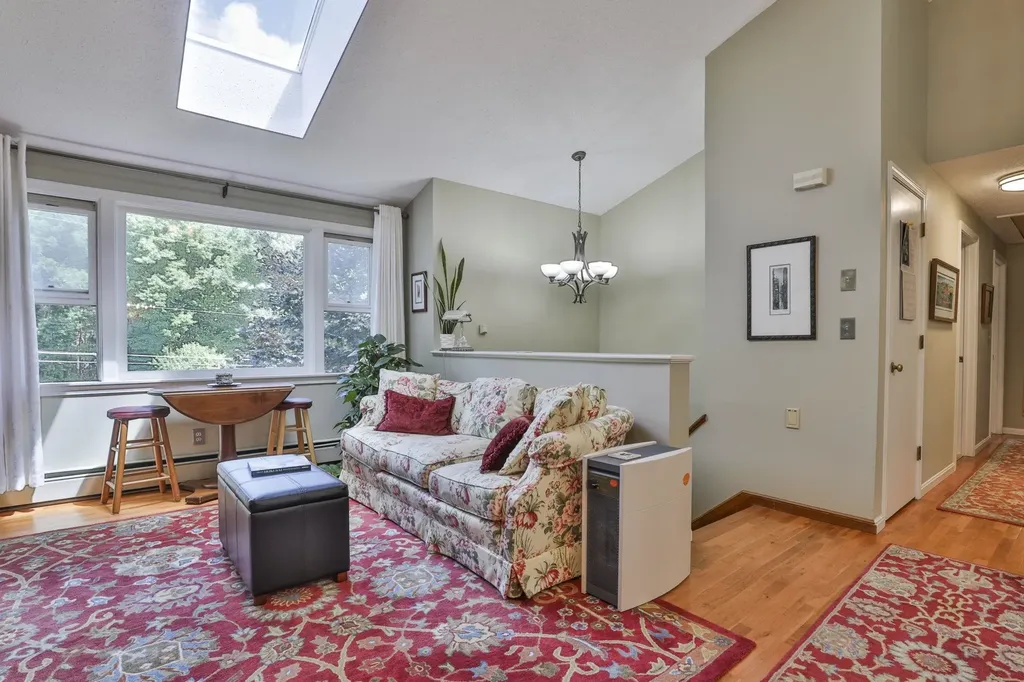 49 Fairway Drive Merrimack NH 03054