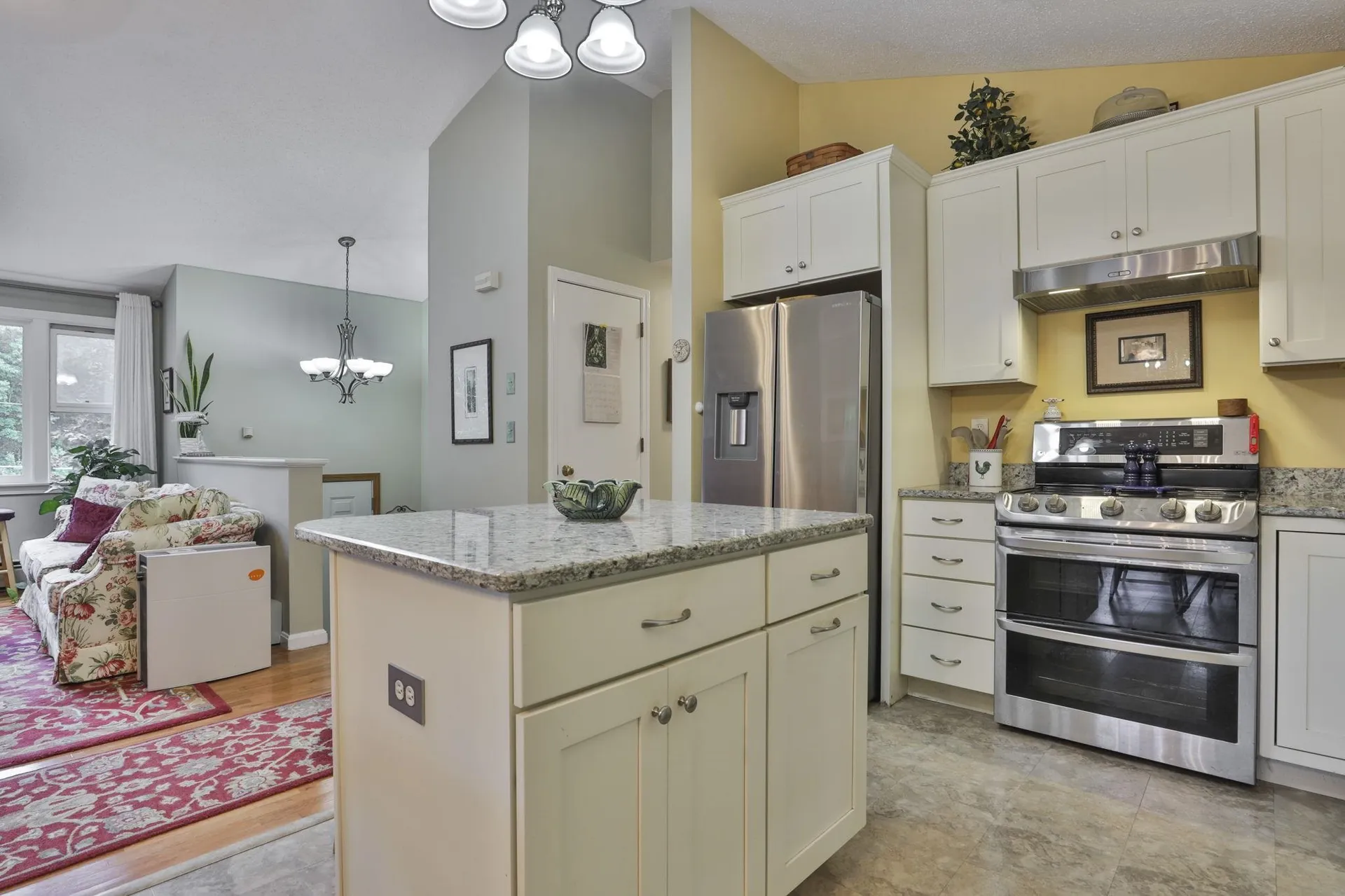 49 Fairway Drive Merrimack NH 03054