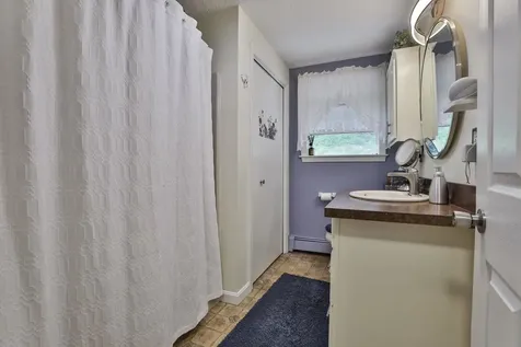 49 Fairway Drive Merrimack NH 03054