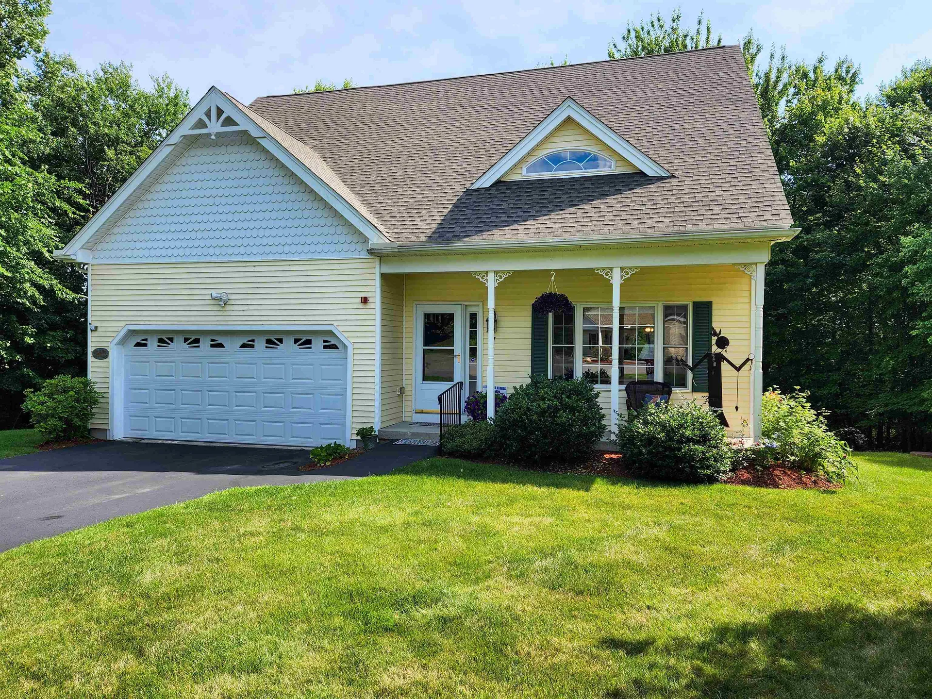 7 Sugar Hill Lane Litchfield NH 03052