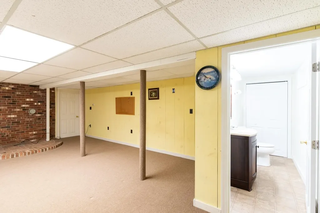 16 James Avenue Sanford ME 04073