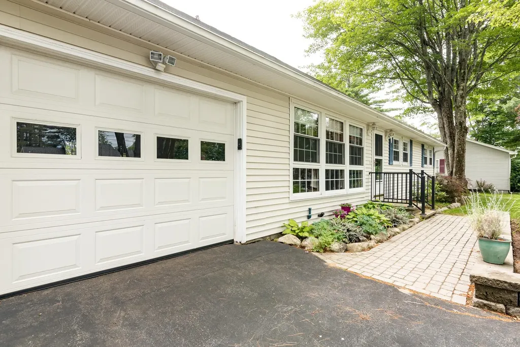 16 James Avenue Sanford ME 04073