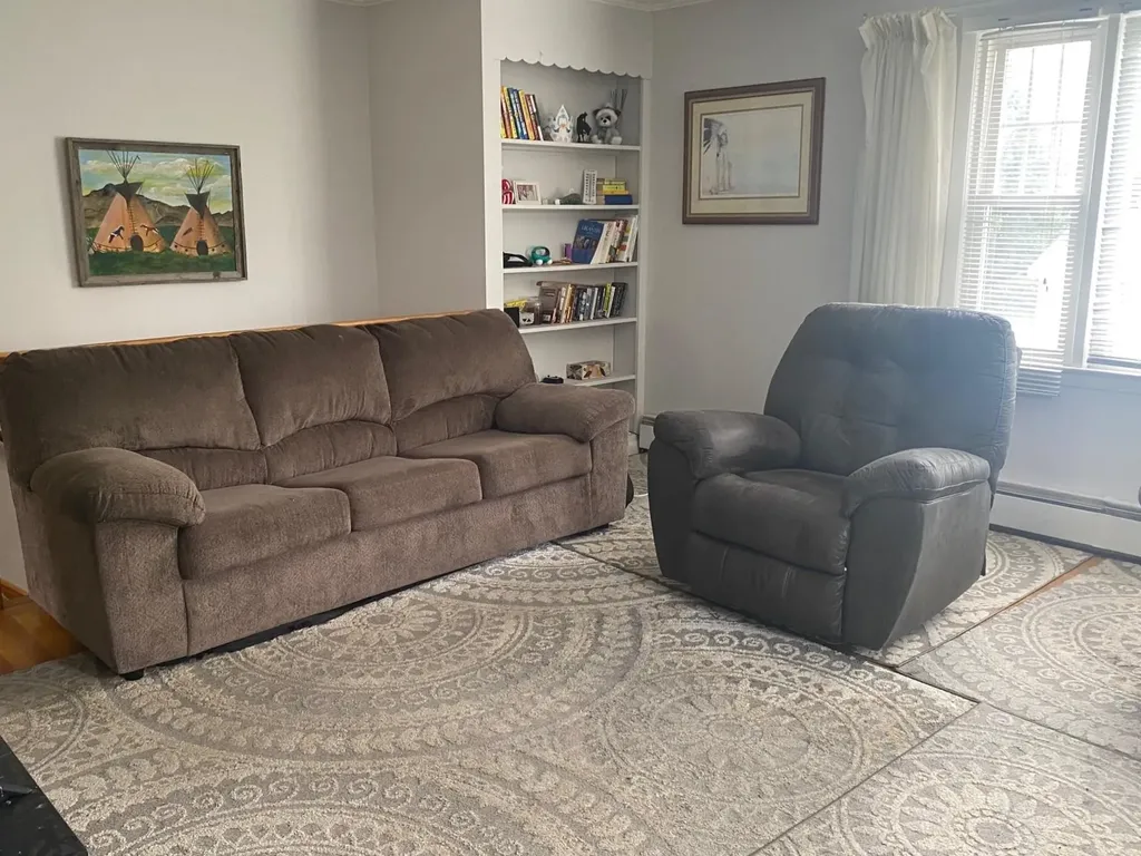 4 Harris Place Claremont NH 03743