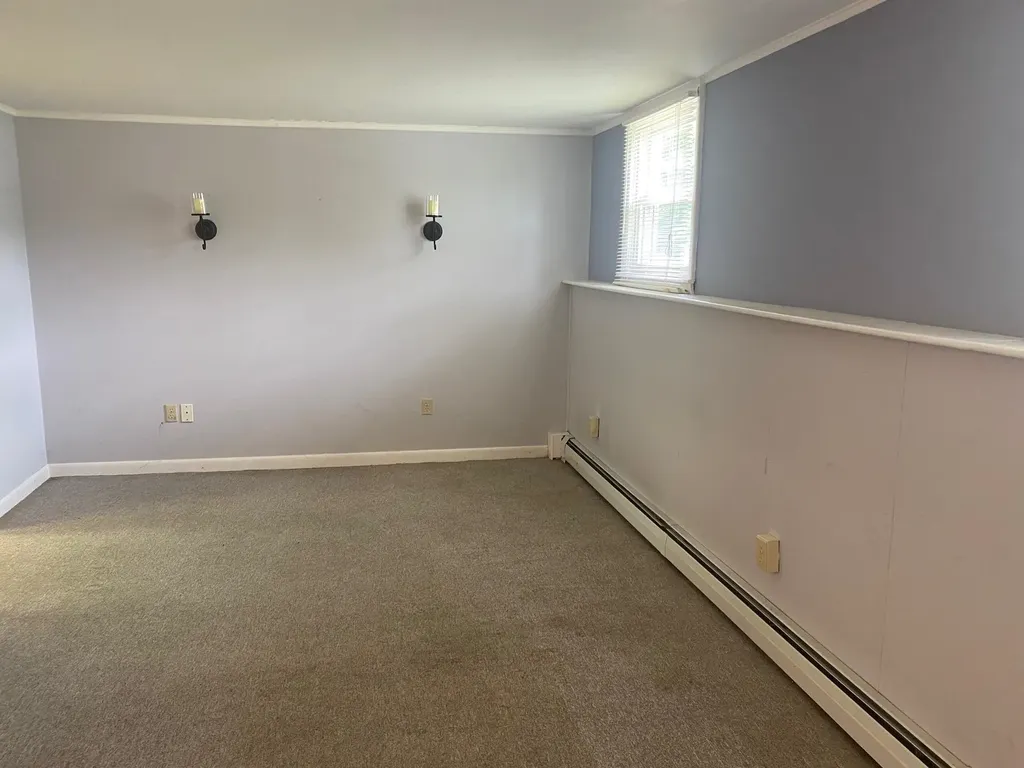 4 Harris Place Claremont NH 03743
