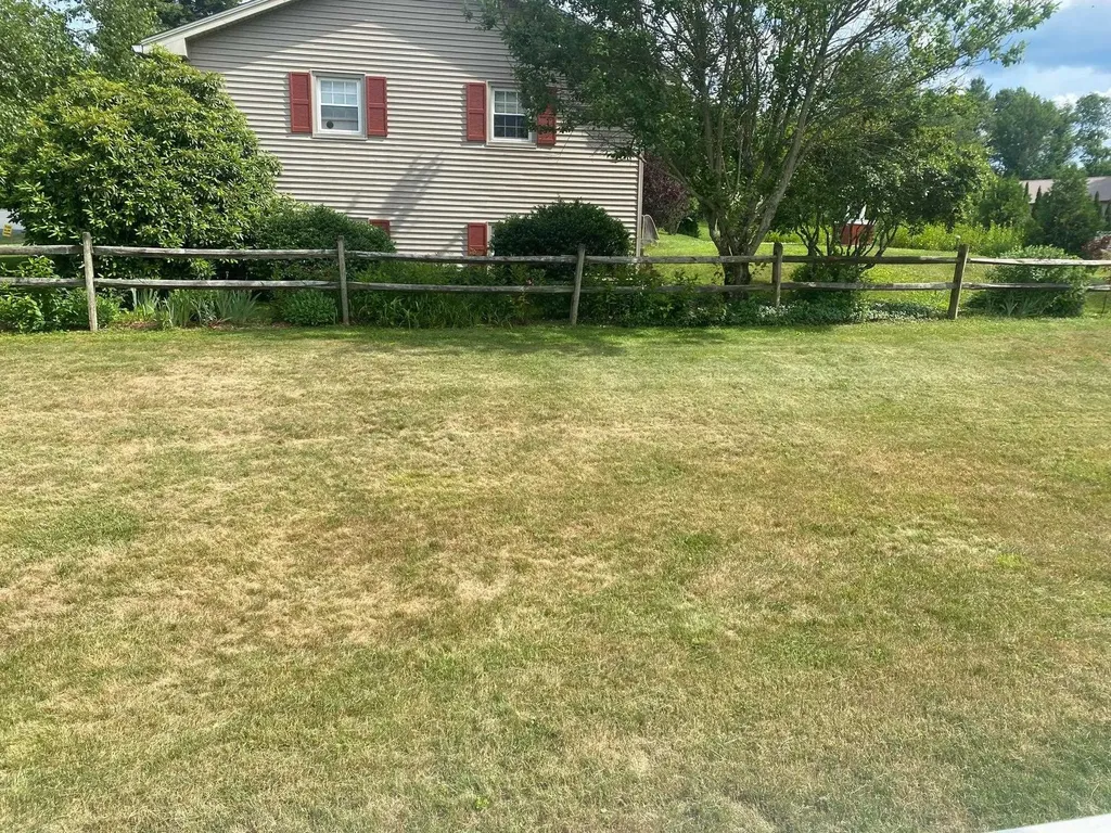 4 Harris Place Claremont NH 03743