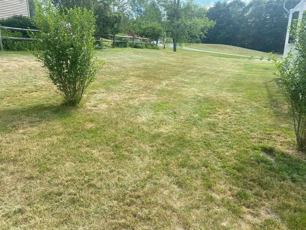 4 Harris Place Claremont NH 03743