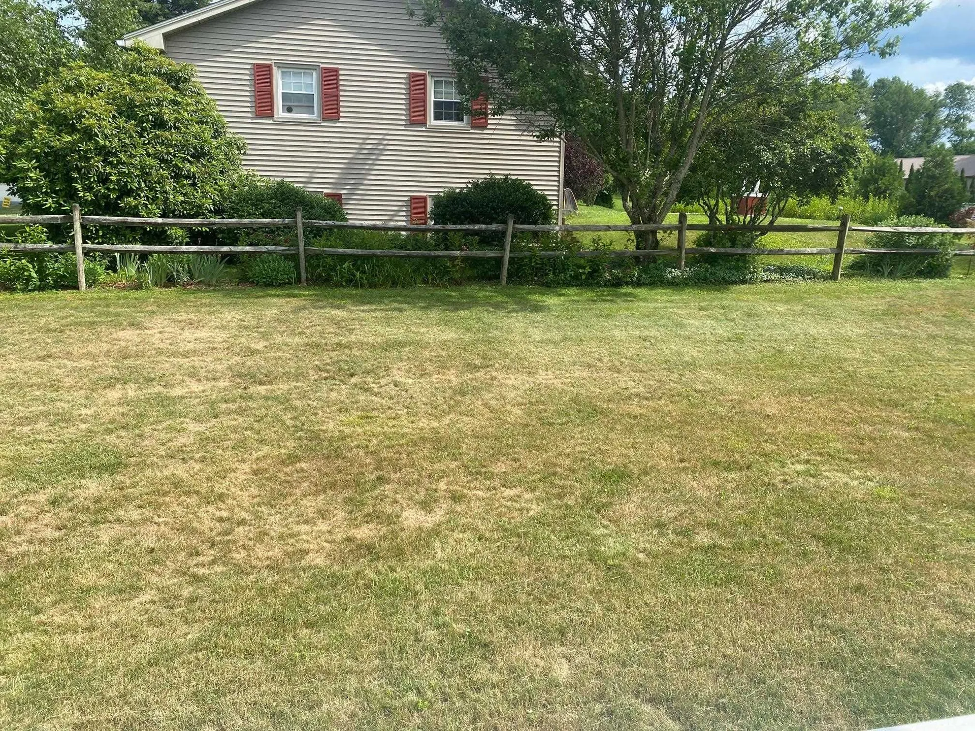 4 Harris Place Claremont NH 03743