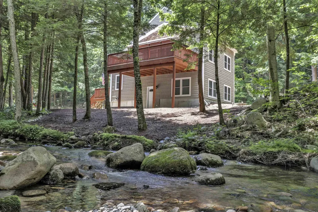 136 Gilman Valley Road Tamworth NH 03886