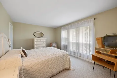 19 Parade Road Meredith NH 03253