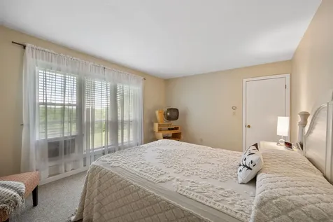 19 Parade Road Meredith NH 03253