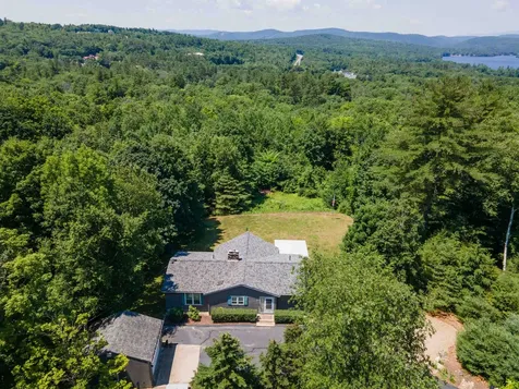 19 Parade Road Meredith NH 03253