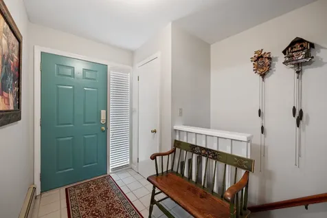 19 Parade Road Meredith NH 03253