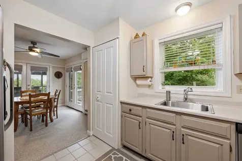 19 Parade Road Meredith NH 03253