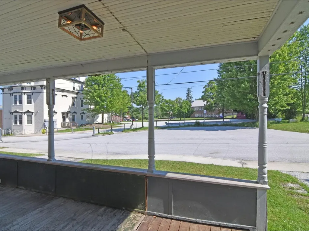 20 Ferris Street St. Albans City VT 05478-1721