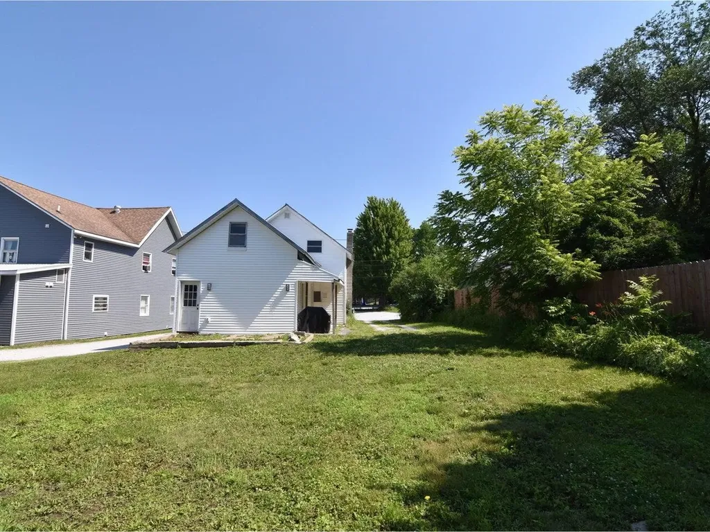 20 Ferris Street St. Albans City VT 05478-1721