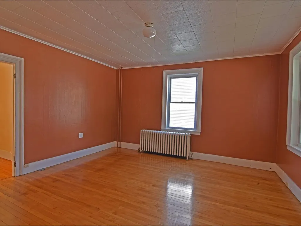 20 Ferris Street St. Albans City VT 05478-1721