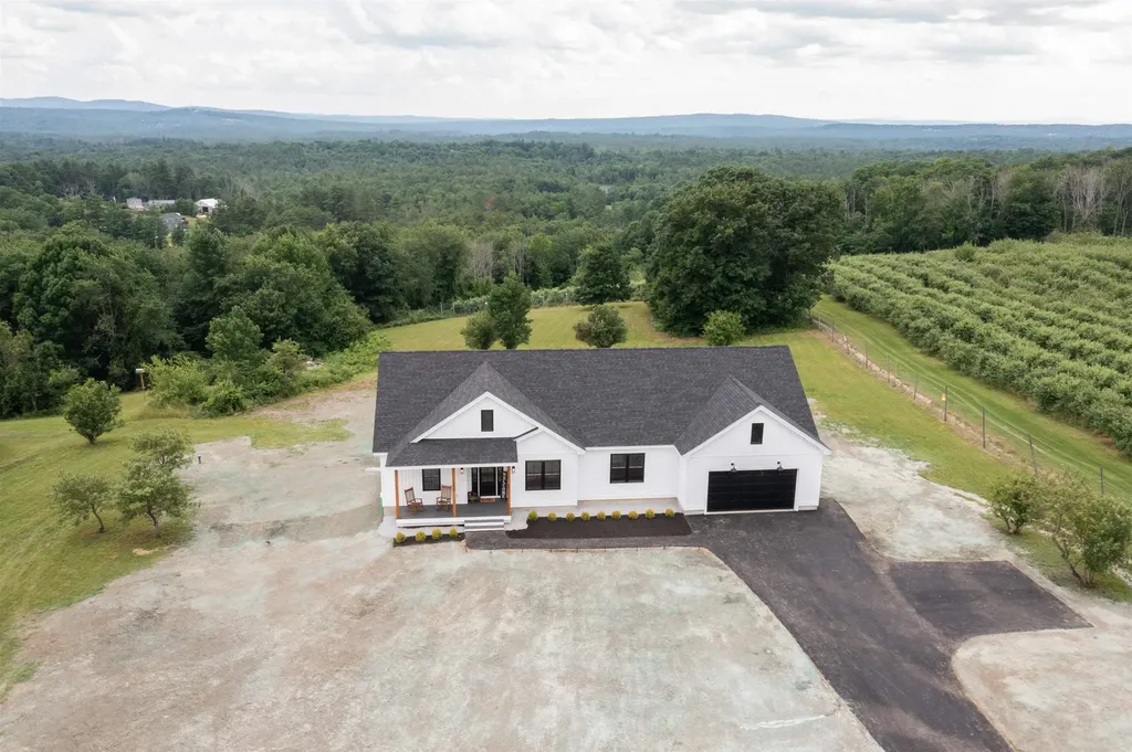 1250 Upper City Road Pittsfield NH 03263