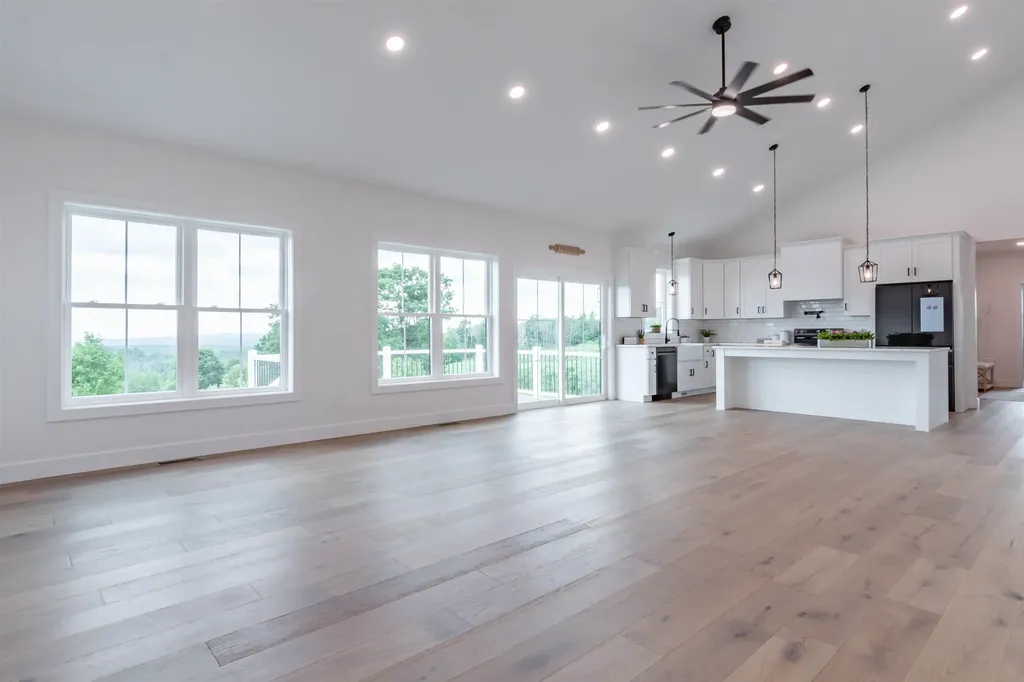 1250 Upper City Road Pittsfield NH 03263