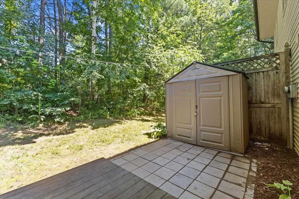 86 Pinecrest Drive Essex VT 05452
