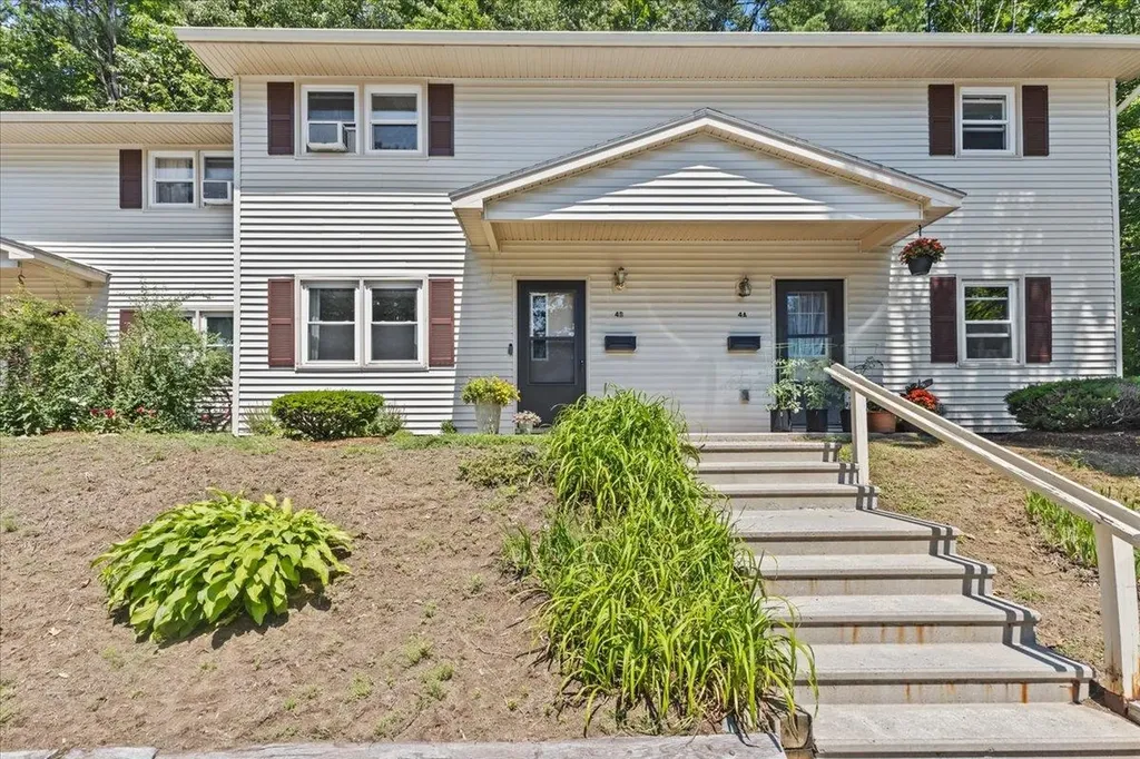 86 Pinecrest Drive Essex VT 05452