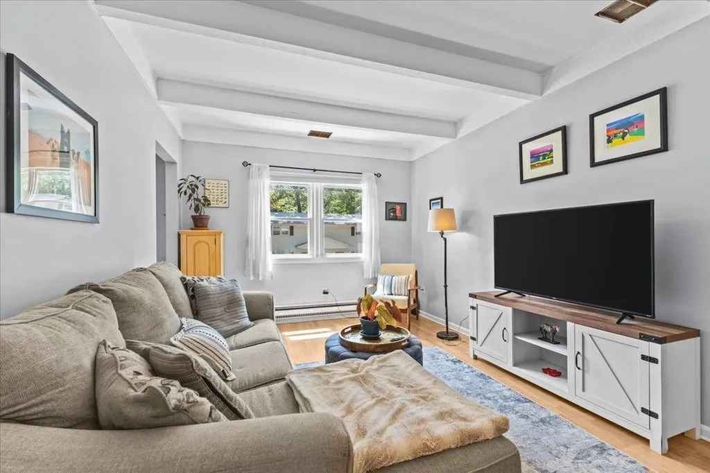 86 Pinecrest Drive Essex VT 05452