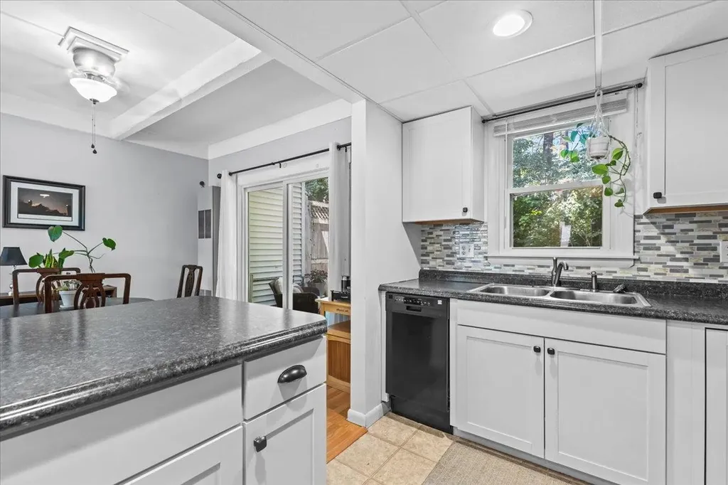 86 Pinecrest Drive Essex VT 05452