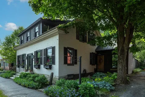 77 Central Street Woodstock VT 05091