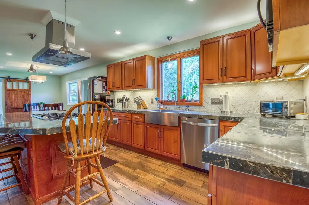 4 Highland Avenue Lisbon NH 03585