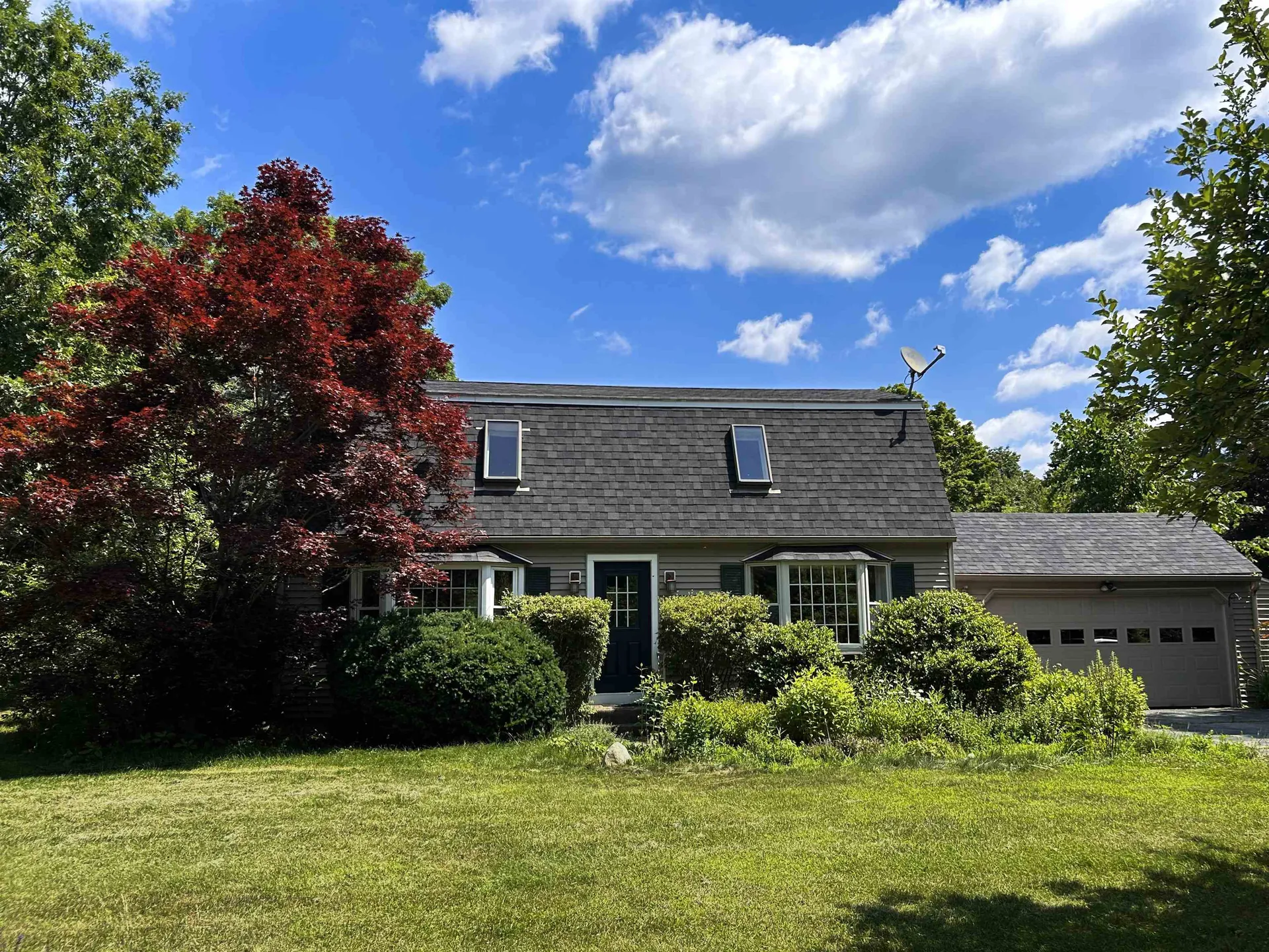 11 Village Green Henniker NH 03242