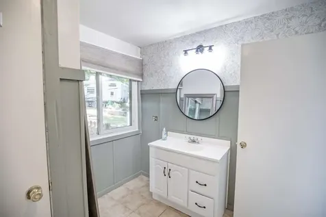 113 New Hampshire Drive Webster NH 03303