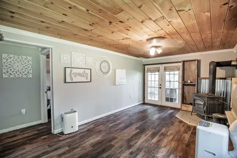 113 New Hampshire Drive Webster NH 03303