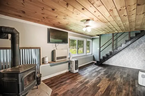 113 New Hampshire Drive Webster NH 03303