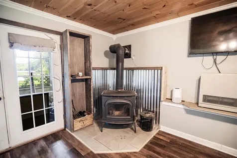 113 New Hampshire Drive Webster NH 03303