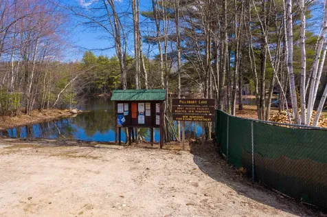 113 New Hampshire Drive Webster NH 03303