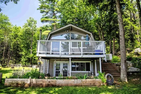 113 New Hampshire Drive Webster NH 03303