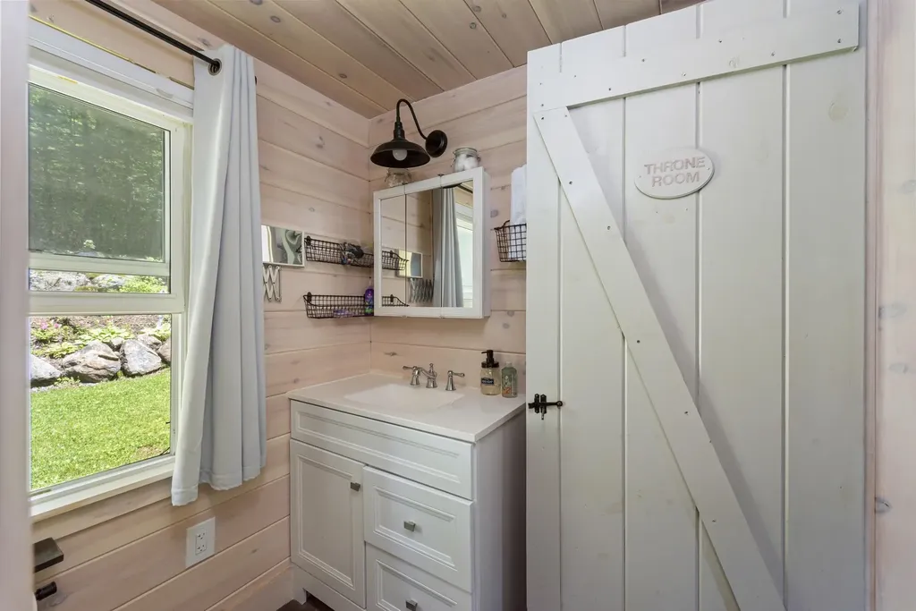 96 Mclaughlin Road Washington NH 03280