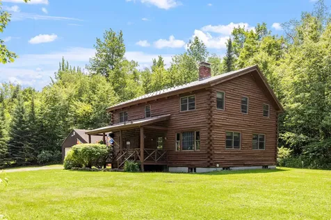 11 Woodcrest Lane Lancaster NH 03584