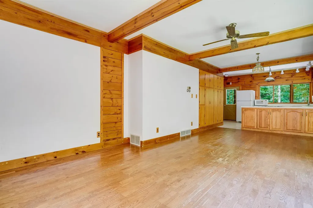 151 Hall Road Hillsborough NH 03244