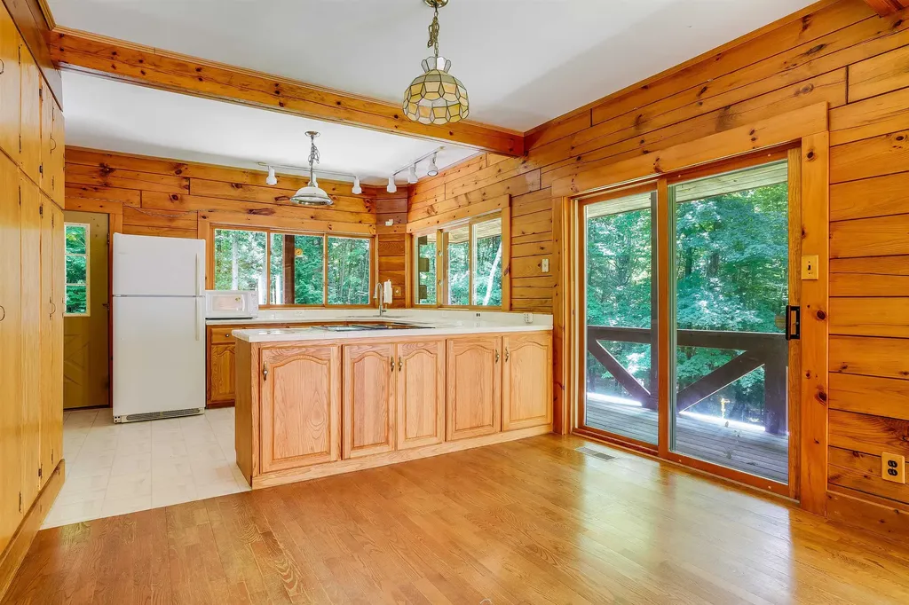 151 Hall Road Hillsborough NH 03244