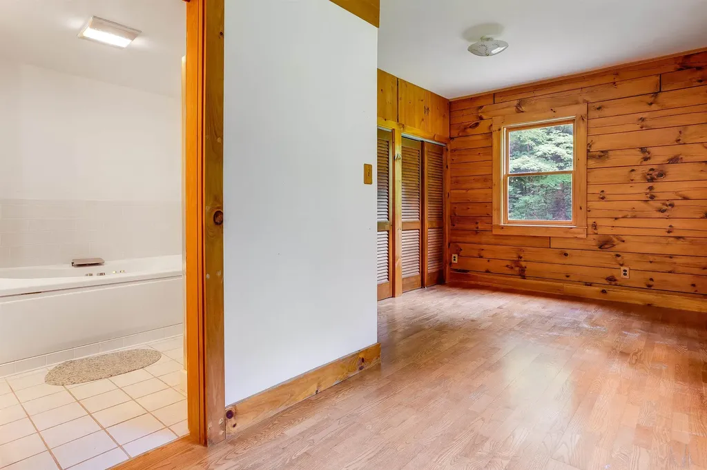 151 Hall Road Hillsborough NH 03244