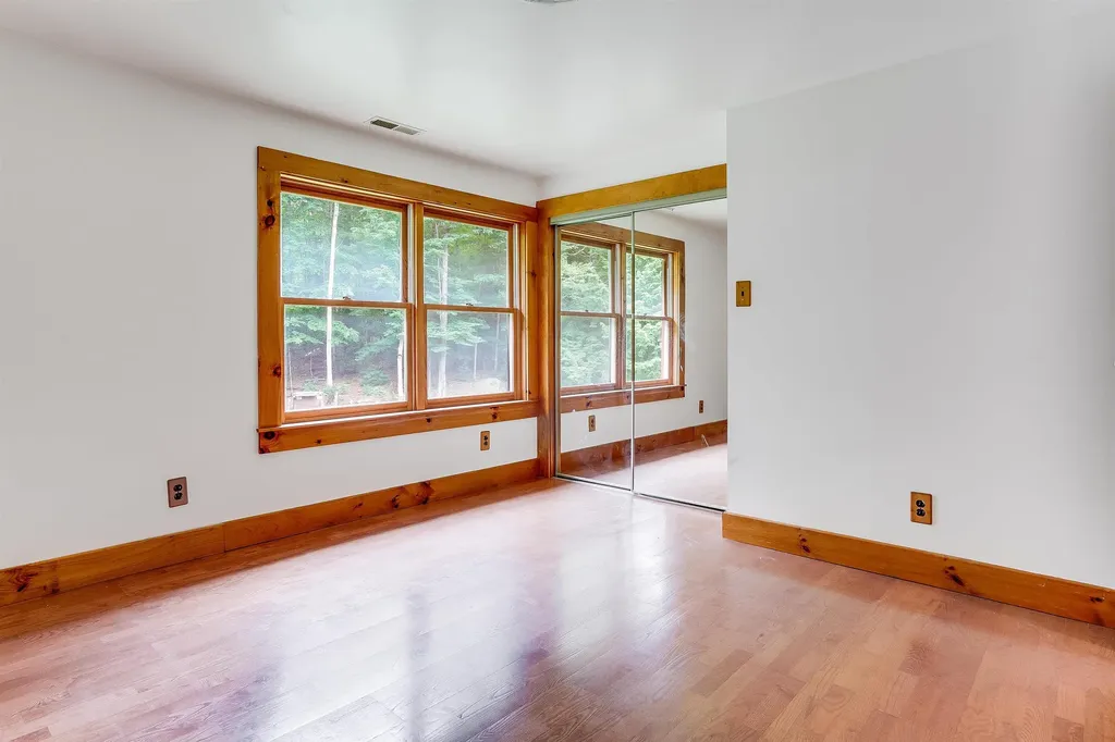 151 Hall Road Hillsborough NH 03244