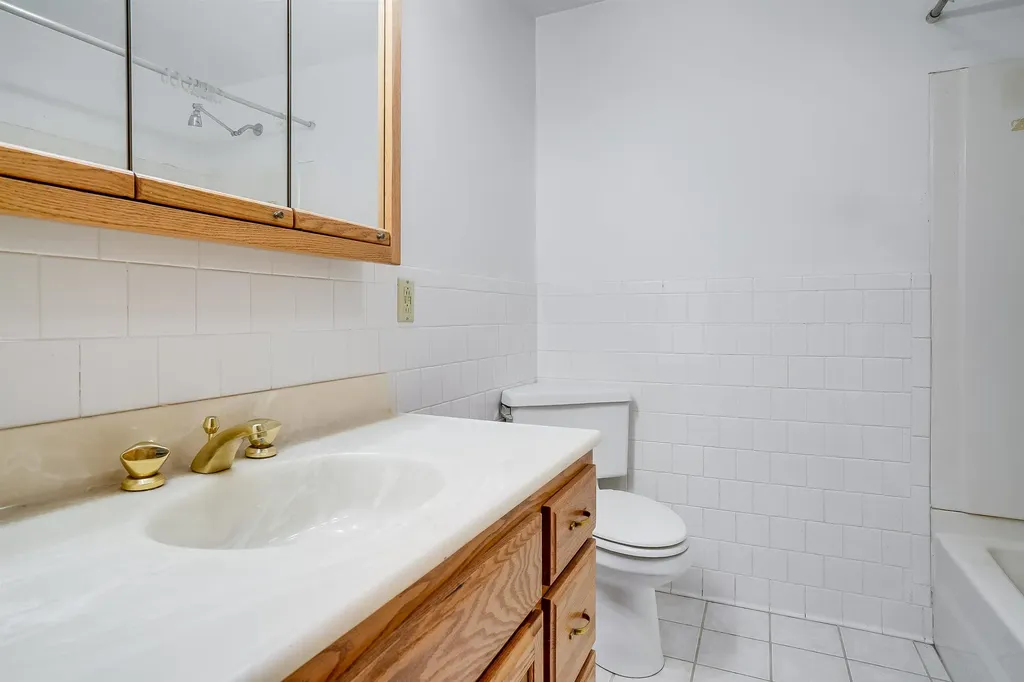151 Hall Road Hillsborough NH 03244
