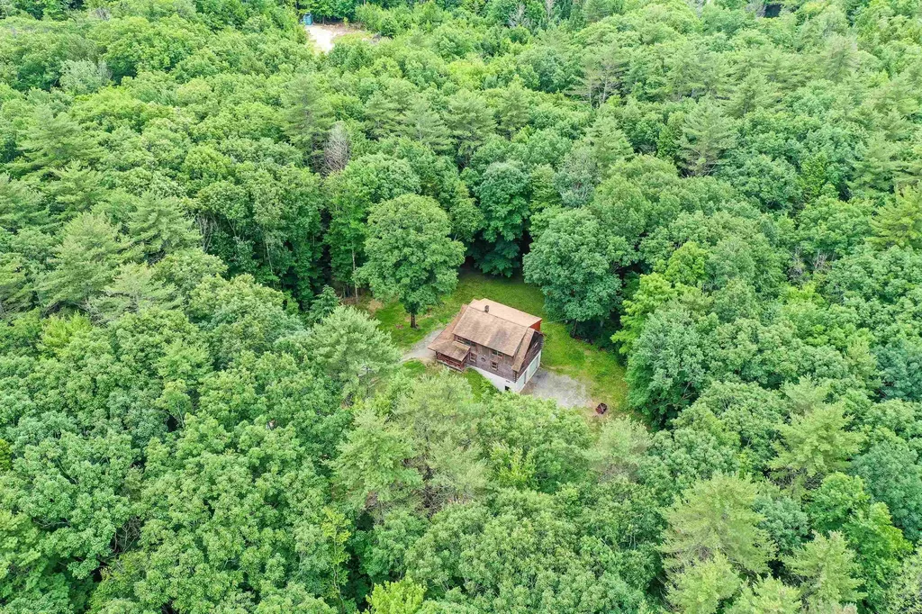 151 Hall Road Hillsborough NH 03244