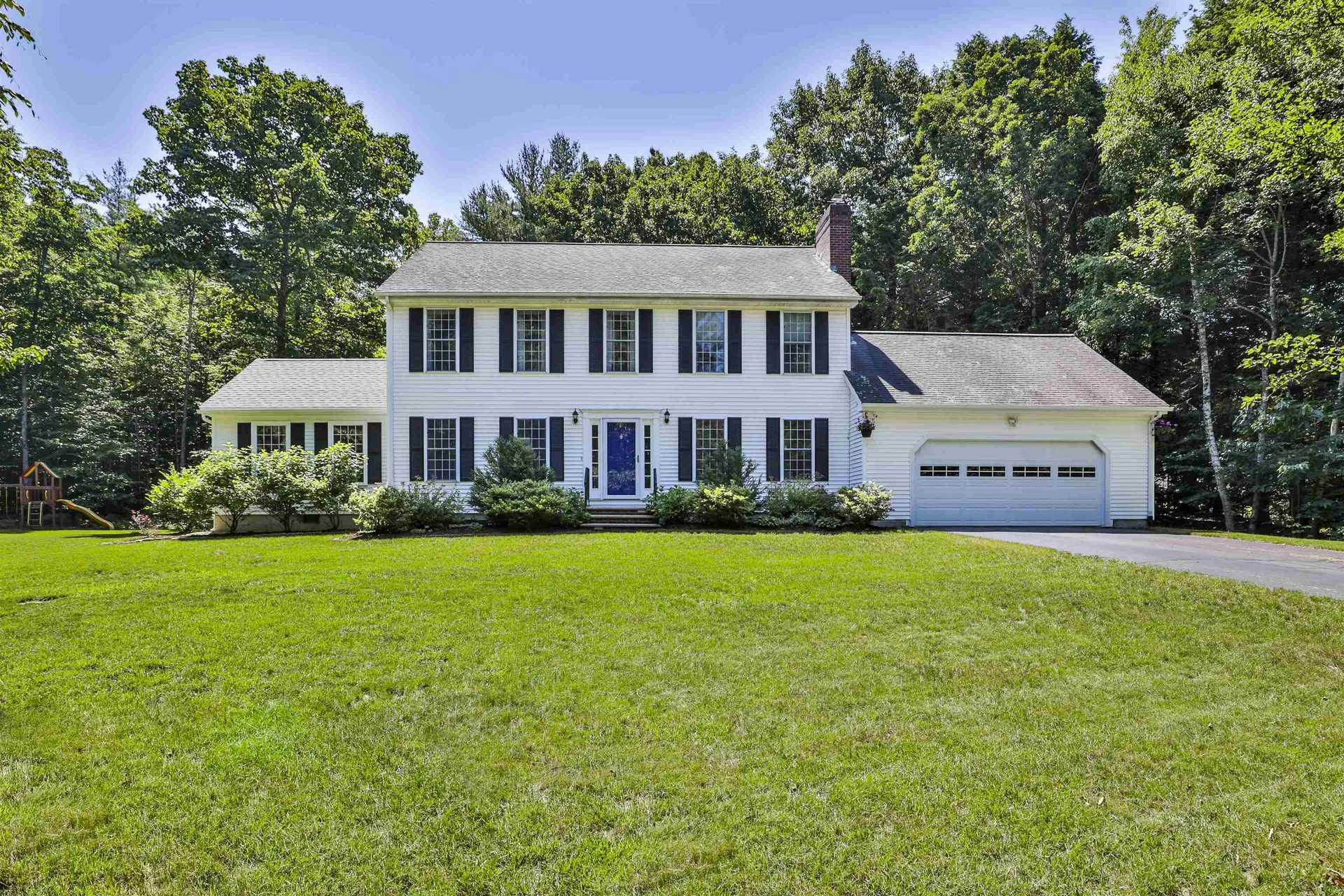 19 Hampshire Hills Drive Bow NH 03304