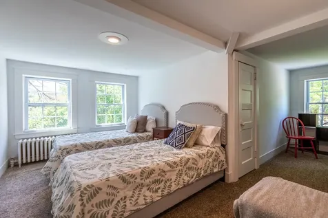 182 Rose Hill Woodstock VT 05091