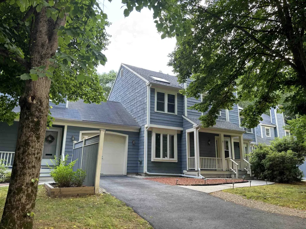 54 N Lowell Road Windham NH 03087