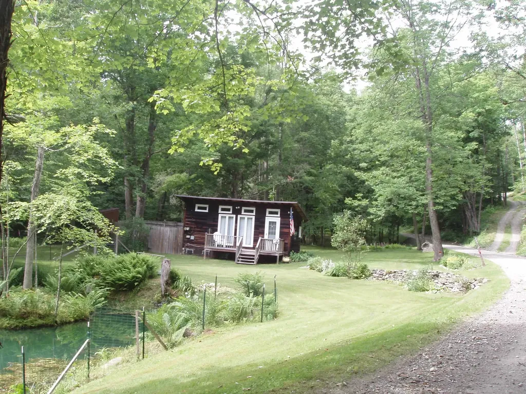 299 Campbell Road Sandgate VT 05250