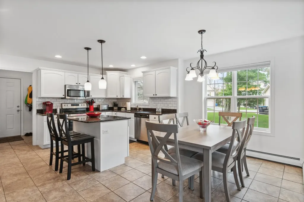 41 Laurel Drive Essex VT 05452